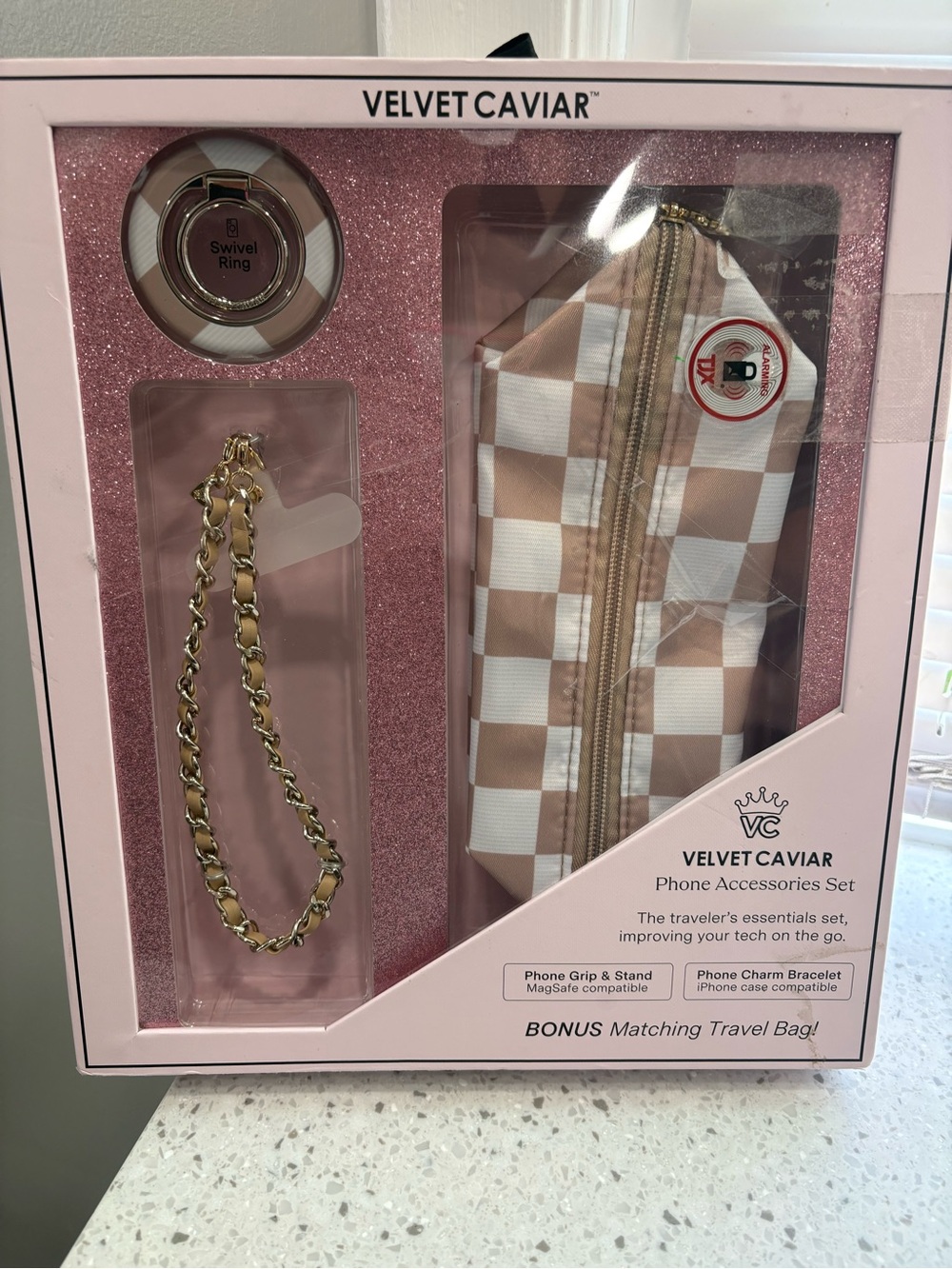 NIB Velvet Caviar Tan and White Check Phone Accessory Set with Gold Charm
